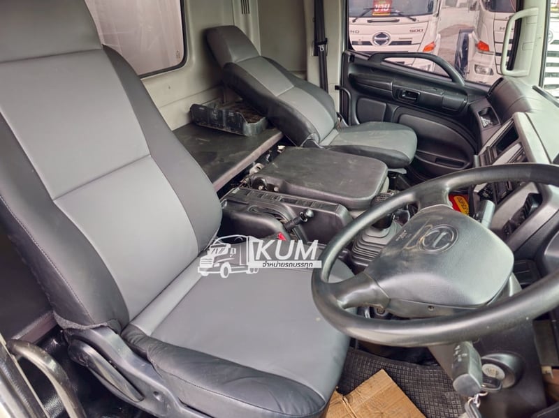  👉 สิบล้อพื้นเรียบ HINO FL8J 260 แรง ปี 2560 ( 1784)