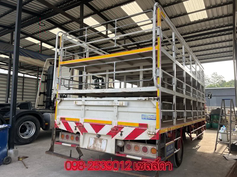 หกล้อคอก ISUZU FRR 210 แรง ปี 2564(4513)