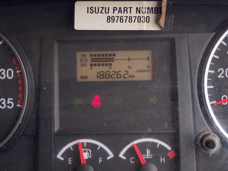หกล้อดั้มพ์  ISUZU FTR 240 แรง ปี 2565(5403,5404)