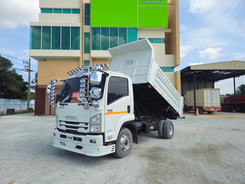 🚚หกล้อดั้มพ์  ISUZU FRR 210 แรง ปี 2564 (3221)