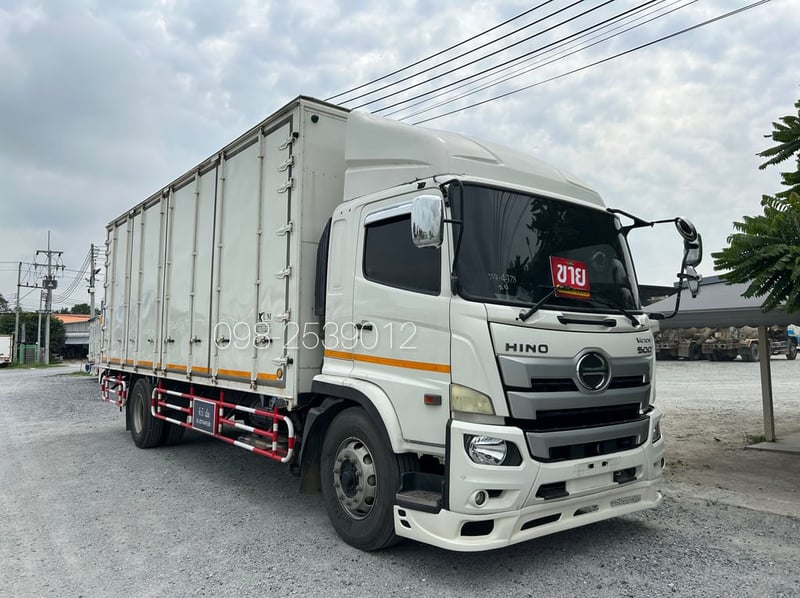🚨Sาคาพิเศษ 1,460,000-🚨 หกล้อตู้สิบบาน HINO FG8J 240 แรง ปี 2561(4378)