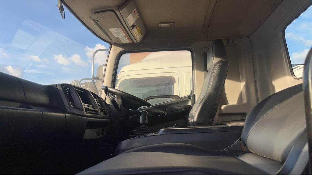 สิบล้อหัวลากติดเครน(0293)  สิบล้อหัวลากติดเครน(0293)