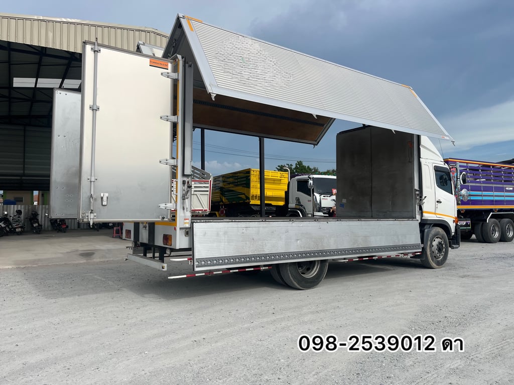 หกล้อตู้สองบาน  HINO FG8J 240 (3995)