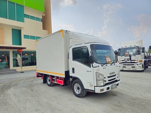 สี่ล้อตู้ ISUZU  NLR104 แรง ปี 2563(2632)