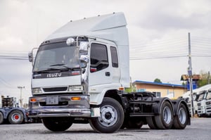 ISUZU GXZ 320แรงม้า รถบรรทุก หัวลาก 10ล้อ หัวลาก เฉพาะหัว ปี2006 เลขไมล์มากกว่า 800,000 กม.