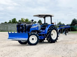 รถไถ ปีใหม่ ชั่วโมงน้อย 