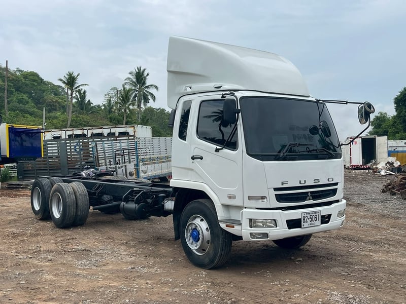 FUSO FM 240แรงม้า รถบรรทุก 10ล้อ รถบรรทุกอื่นๆ ปี2014 เลขไมล์มากกว่า 800,000 กม.