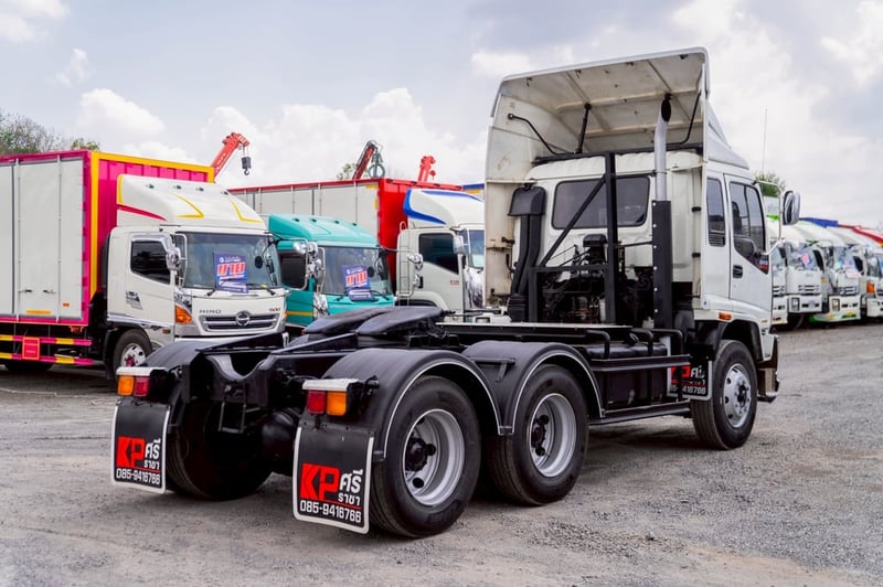 ISUZU GXZ 320แรงม้า รถบรรทุก หัวลาก 10ล้อ หัวลาก เฉพาะหัว ปี2006 เลขไมล์มากกว่า 800,000 กม.