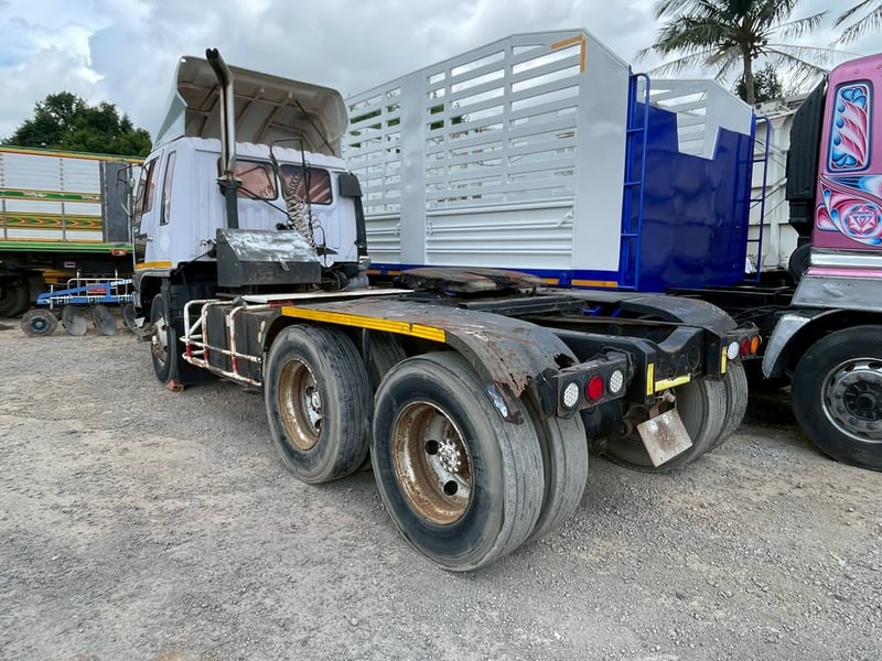 หัวลาก สิบล้อ สิงห์ไฮเทค หัวลาก สิบล้อ สิงห์ไฮเทค