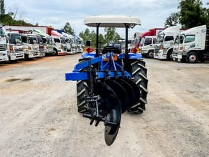 รถไถ ปีใหม่ ชั่วโมงน้อย 