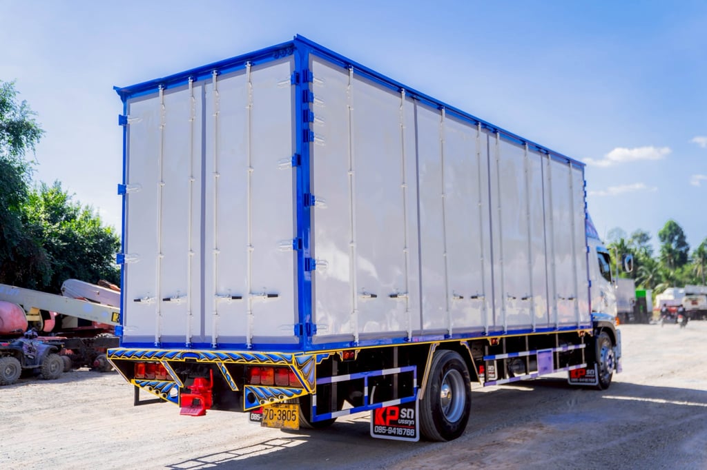 ตู้บรรทุกแห้ง 10 บาน ตู้บรรทุกแห้ง 10 บาน