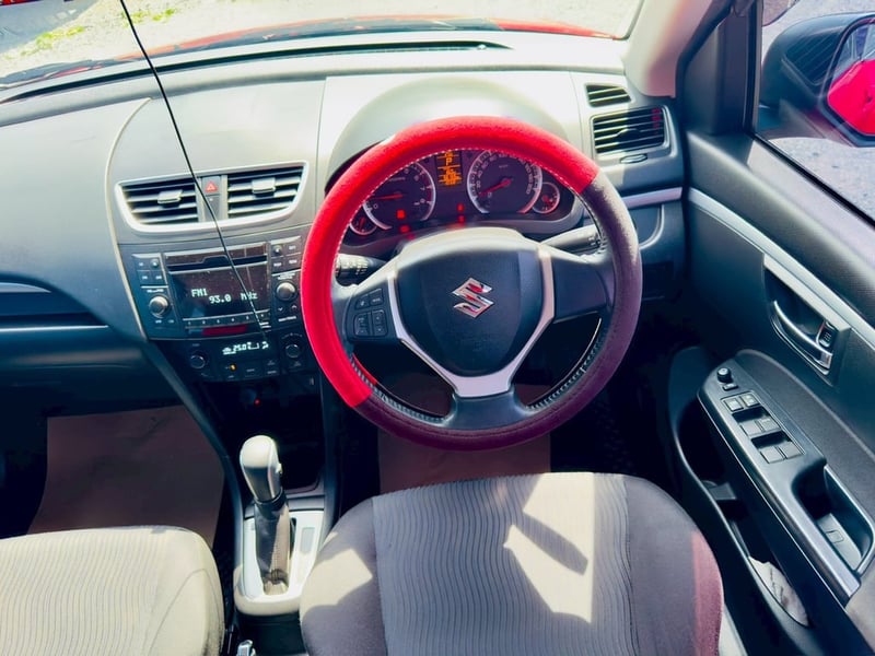 Suzuki Swift 1.2 GLX Hatchback ปี 2016 