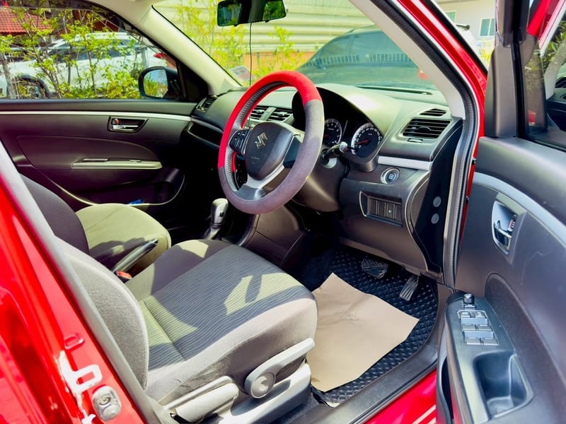 Suzuki Swift 1.2 GLX Hatchback ปี 2016 