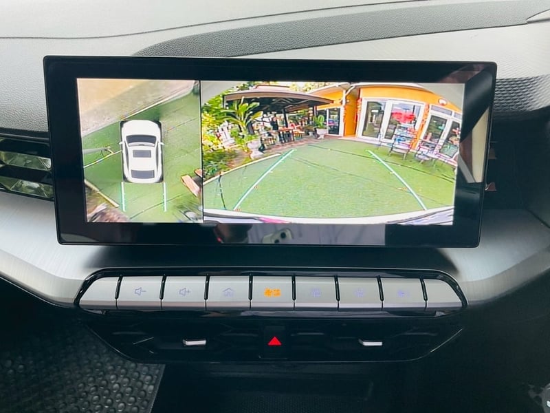 MG MG5 1.5 X  SEDAN  ปี 2024