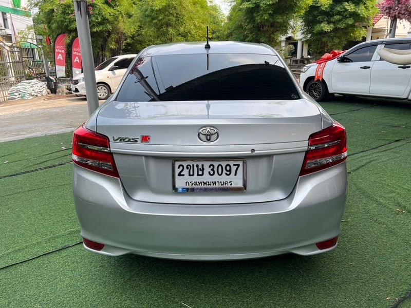 2022  Toyota Vios 1.5 Entry  sedan