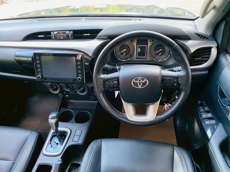 2023 Toyota HILUX REVO 2.4 Double Cab Prerunner Entry