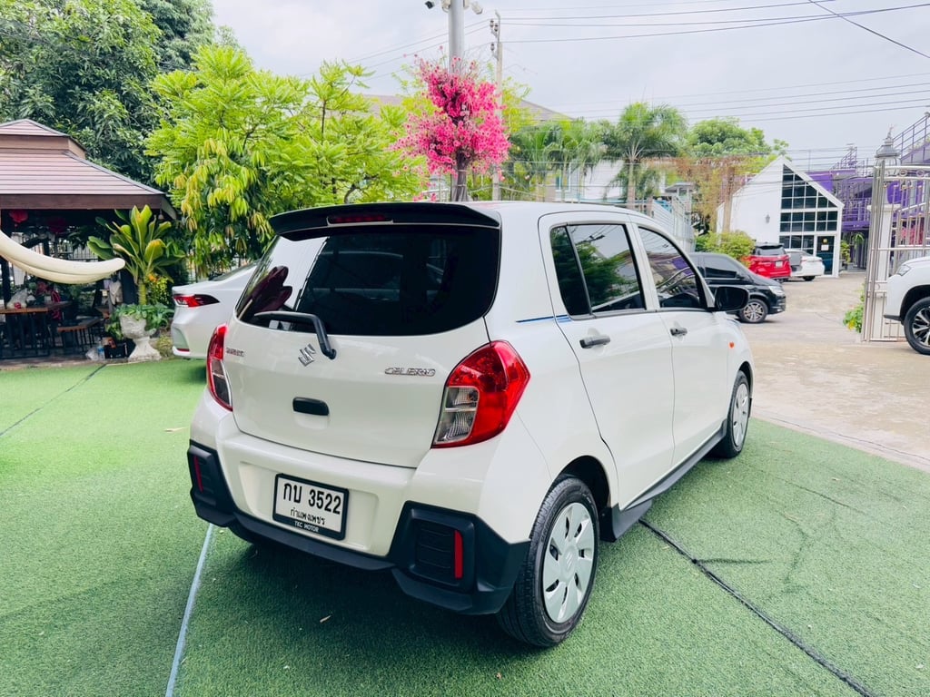  เกียร์ออโต้ 2024 Suzuki CELERIO 1.0 GL