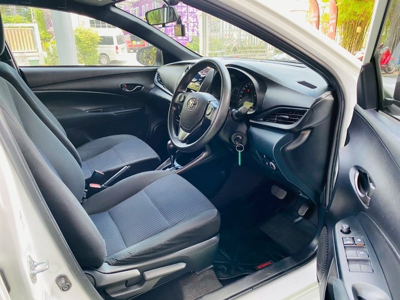 Toyota Yaris 1.2 Entry Hatchback ปี 2022 Toyota Yaris 1.2 Entry Hatchback ปี 2022