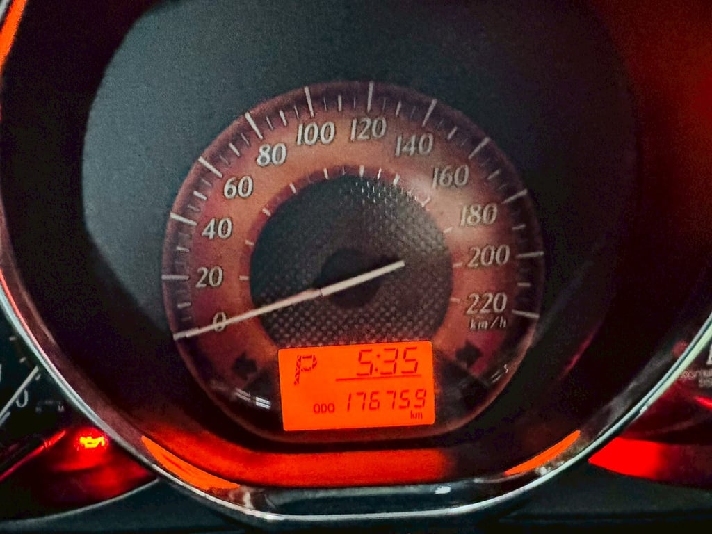 2014 Toyota YARIS 1.2  E Hatchback