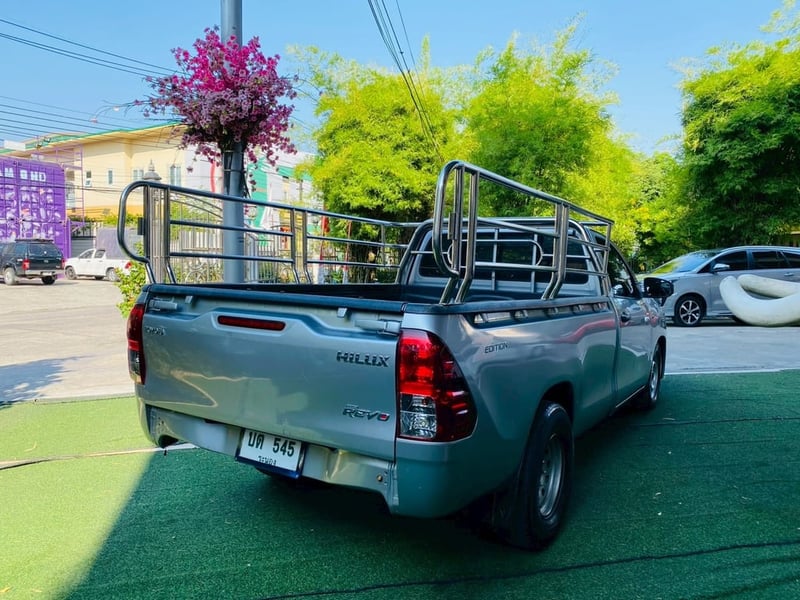 Toyota HILUX REVO 2.8 Single Cab Entry MT ปี 2023