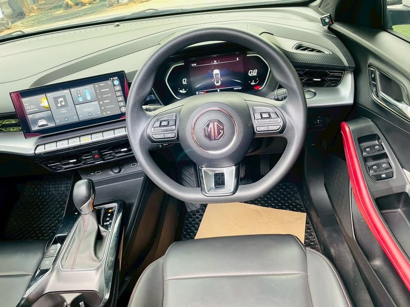 MG MG5 1.5 X SUNROOF ปี 2024 MG MG5 1.5 X SUNROOF ปี 2024