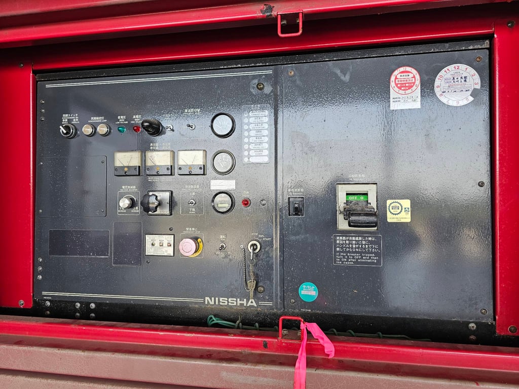 เครื่องปั่นไฟ NIPPON SHARYO ขนาด 400 KVA เครื่องยนต์ ISUZU BH - 6WG1X สภาพเดิมๆ เครื่องสวยๆ จากญี่ปุ่น