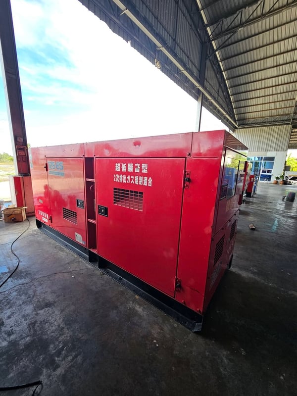 เครื่องปั่นไฟ  DENYO รุ่น ESM ขนาด 125 KVA เครื่องยนต์ MITSUBISHI 6D16 -TLE2D สภาพสวยๆ เดิมๆ จากญี่ปุ่น พร้อมใช้งาน สนใจติดต่อสอบถามรายละเอียดเพิ่มเติมได้ที่เบอร์ 081-9070978