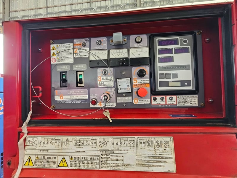 เครื่องปั่นไฟ DENYO รุ่น LSKE 25 KVA ขนาด  เครื่องยนต์ KUOBAT สภาพเดิมๆ สวยๆ จากญี่ปุ่น พร้อมใช้งาน สนใจติดต่อสอบถามรายละเอียดเพิ่มเติมได้ที่เบอร์ 081-9070978