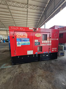 เครื่องปั่นไฟ DENYO รุ่น LSKE 25 KVA ขนาด  เครื่องยนต์ KUOBAT สภาพเดิมๆ สวยๆ จากญี่ปุ่น พร้อมใช้งาน สนใจติดต่อสอบถามรายละเอียดเพิ่มเติมได้ที่เบอร์ 081-9070978