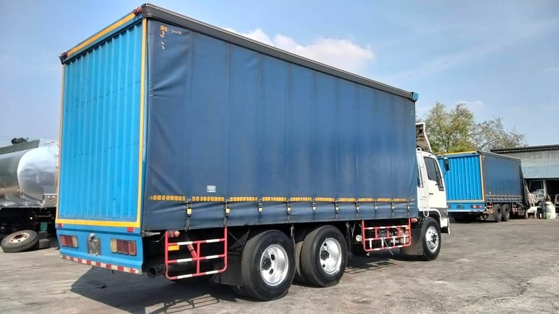 สิบล้อเพลาเดียว ตู้ผ้าใบ HINO195