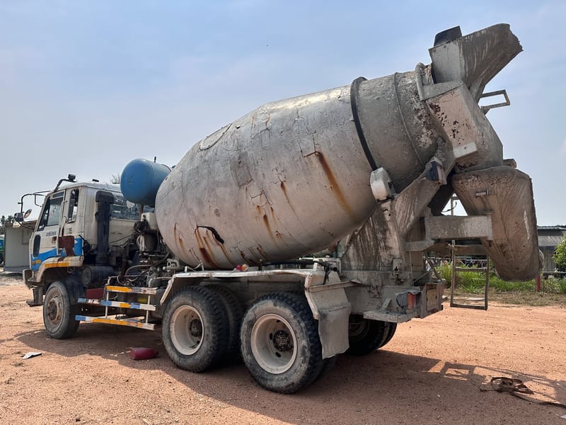 รถโม่ปูน7คิว ตามสภาพใช้งานได้ปกติทั้งลำ