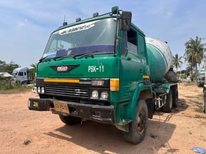 รถโม่ปูน7คิว ตามสภาพพร้อมใช้งาน