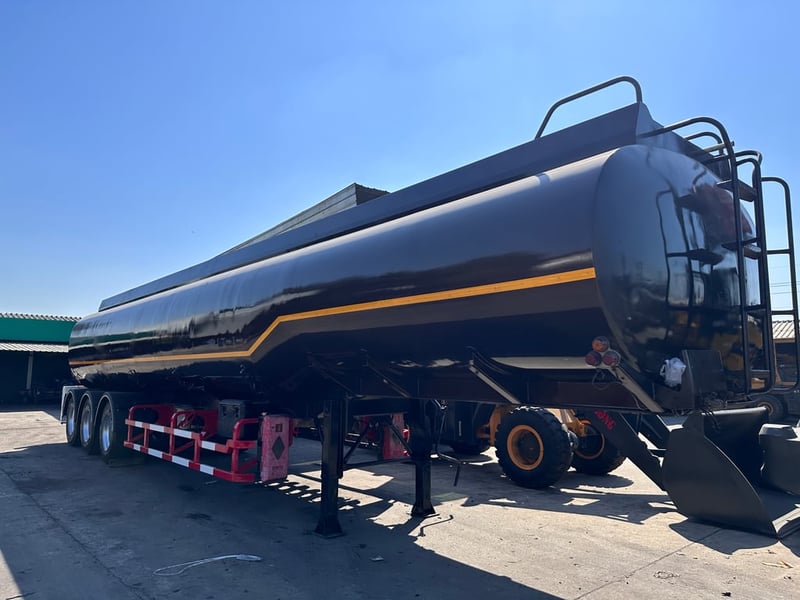 หางแทงค์น้ำมัน