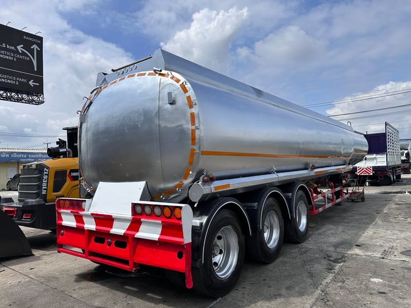 หางแทงค์น้ำมัน