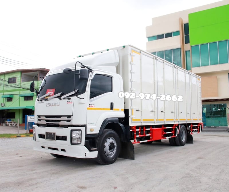 หกล้อตู้สิบบาน ISUZU FTR 240 แรง ปี 61 (0510) หกล้อตู้สิบบาน ISUZU FTR 240 แรง ปี 61 (0510)