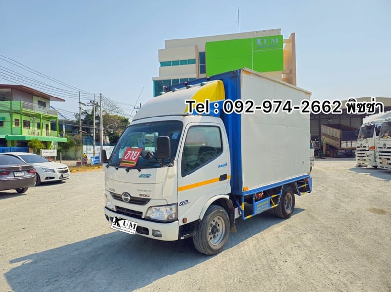 สี่ล้อตู้จัมโบ้ HINO XZU 136 แรง ปี 2563 (8297) สี่ล้อตู้จัมโบ้ HINO XZU 136 แรง ปี 2563 (8297)