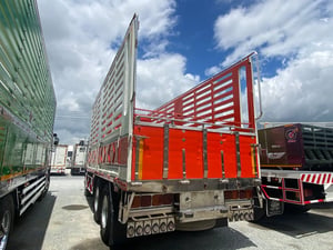 สิบล้อคอก HINO FL8J 260 แรง ปี 2559(2895)