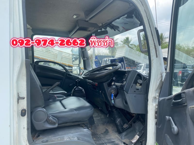 หกล้อคอก ปี 2554 ISUZU  NPR  150 เเรงม้า(0100)