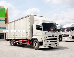HINO FG 240แรงม้า รถบรรทุก 6ล้อ ตู้แห้ง เลขไมล์น้อยกว่า 800,000 กม. HINO FG 240แรงม้า รถบรรทุก 6ล้อ ตู้แห้ง เลขไมล์น้อยกว่า 800,000 กม.
