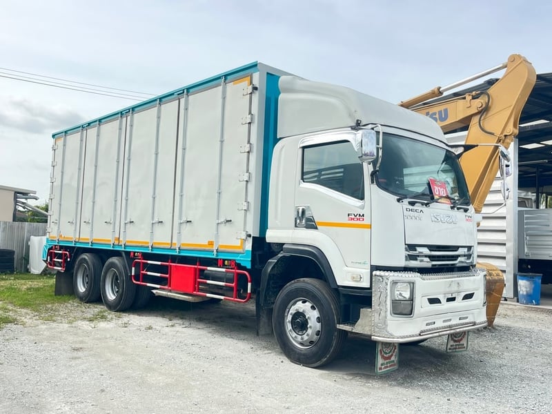ISUZU FVM 300แรงม้า รถบรรทุก 10ล้อ ตู้เย็น ปี2019(0634)