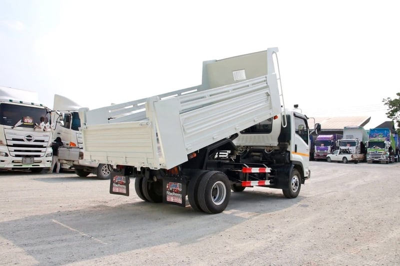  กระบะเก็บงานสวย พร้อมใช้งาน  หกล้อดั้มพ์  ISUZU FRR 210  แรง ปี 2566 (4606)