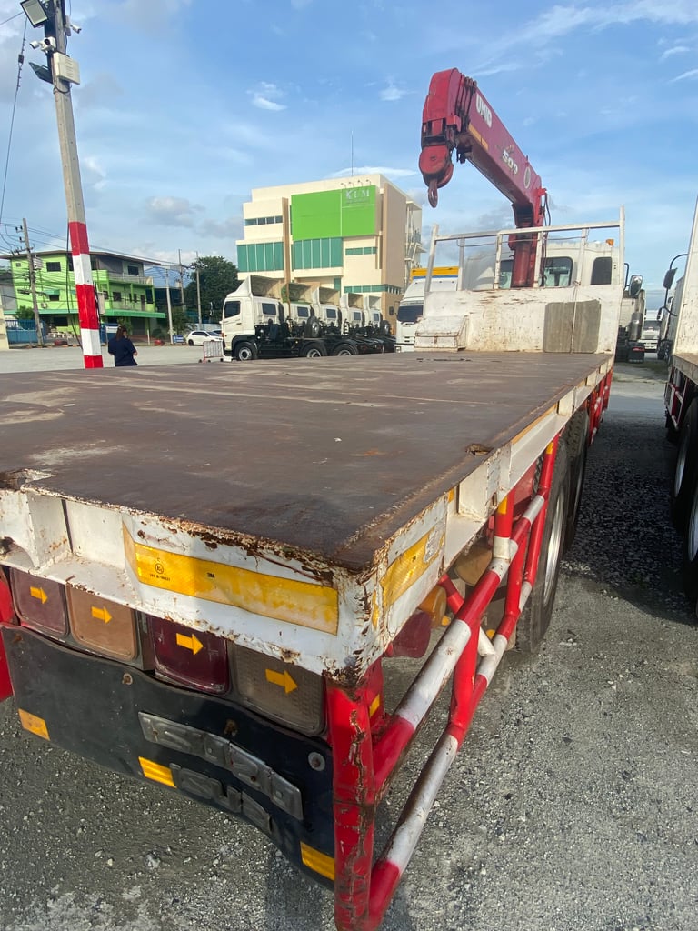  ISUZU FVM 240แรงม้า รถบรรทุก 10ล้อ กระบะเหล็กติดเครน ปี2013(7224)