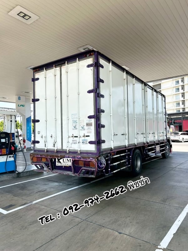 หกล้อตู้สิบบาน ISUZU FTR 240 แรง ปี 54 (8574)