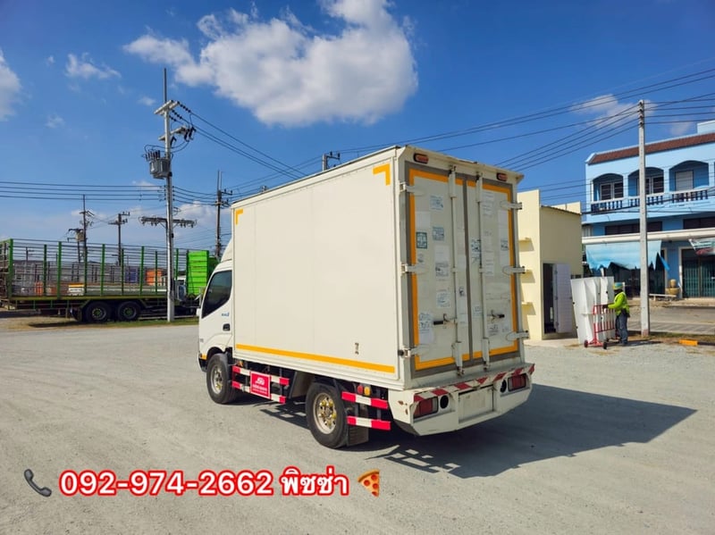 สี่ล้อตู้จัมโบ้ HINO XZU 136 แรง ปี 65(8111)