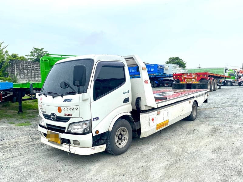 สี่ล้อสไลด์ 1 เดียวในลาน 💥 HINO XZU 136 แรง ปี 2567(0597)