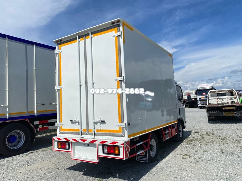 สี่ล้อจัมโบ้ ISUZU NLR 130 แรง ปี2565 (3710) สี่ล้อจัมโบ้ ISUZU NLR 130 แรง ปี2565 (3710)