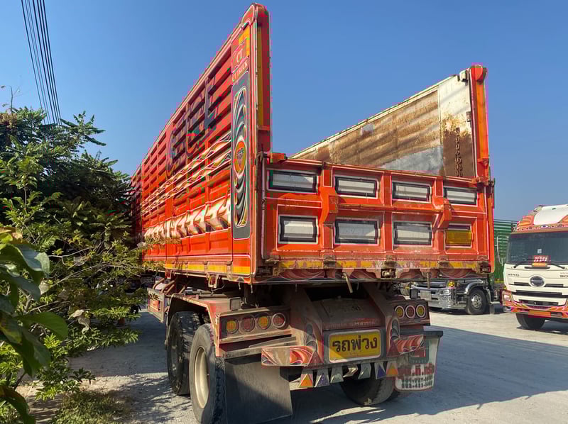 หางเซมิดั้มพ์ สองเพลา อู่ซีทีทรัค ปี 2566 (9136) หางเซมิดั้มพ์ สองเพลา อู่ซีทีทรัค ปี 2566 (9136)