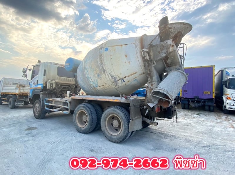 สิบล้อโม่ปูน ISUZU FXZ 320 แรงปี 57(1762)
