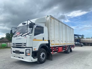 หกล้อตู้สิบบาน ISUZU FTR 240 แรง ปี 61 (0510)