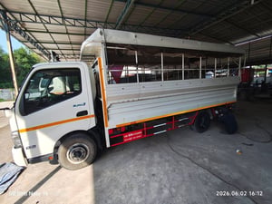 หกล้อโดยสาร ปีใหม่ สภาพดี HINO XZU 150  แรง ปี 2565 (3079)